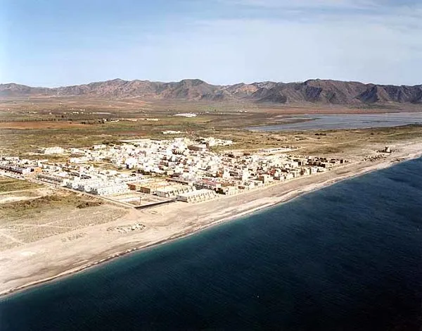 Playa San Miguel De Cabo De Gata