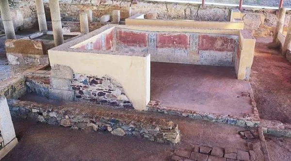 casa del teatro romano